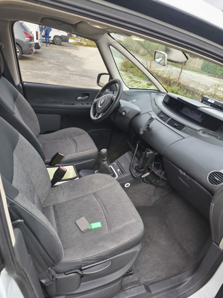 VLM Renault Espace, poste de conduite